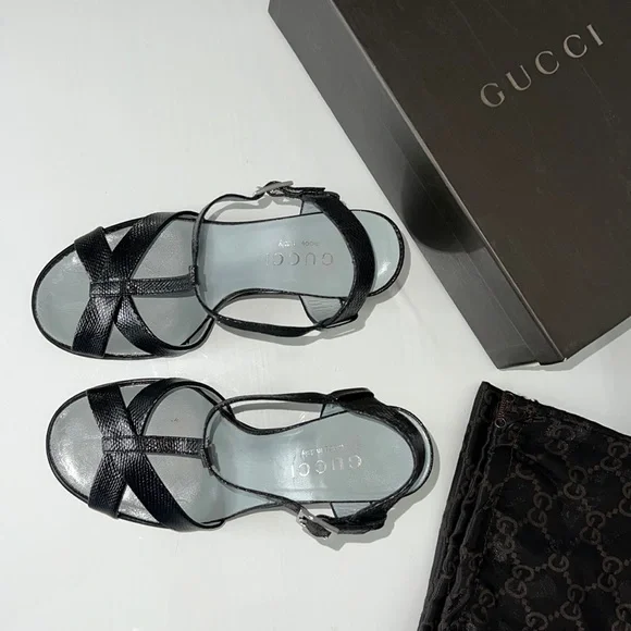 Gucci Black and Cream Sandals - Picture 3 of 9